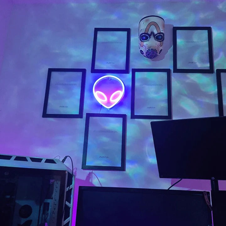 Alien - Néon Mural