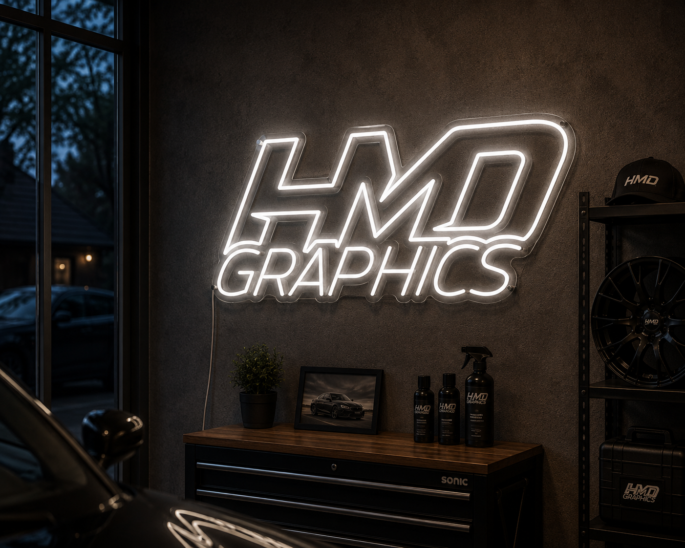 Hmd_graphics-LED Neon